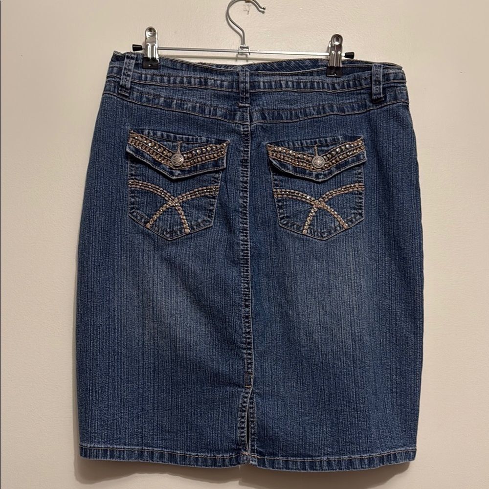 Y2K Vintage denim skirt with embellished‎ pockets and embroidery
